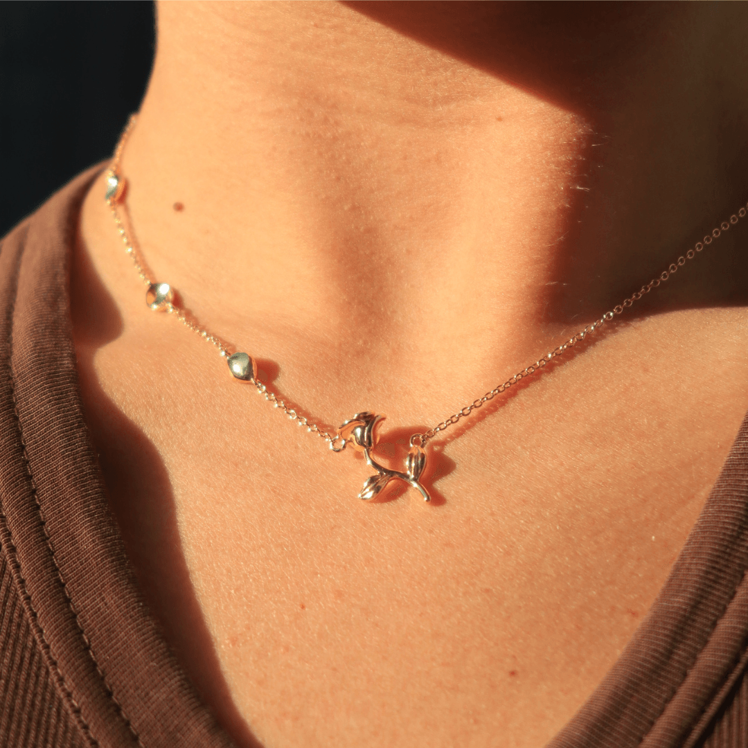 The Completeness Rose Necklace - AQeCom