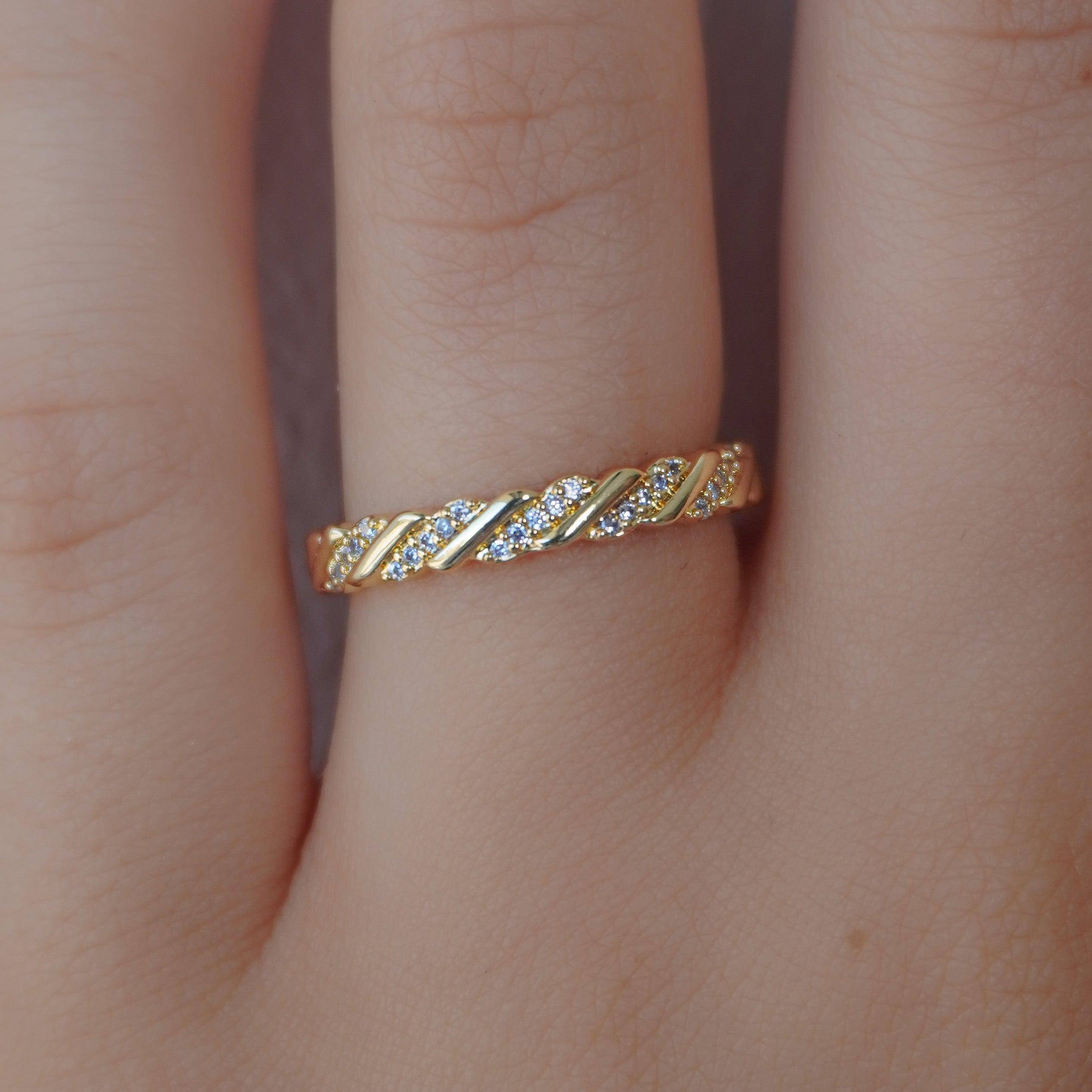 Naya Ring