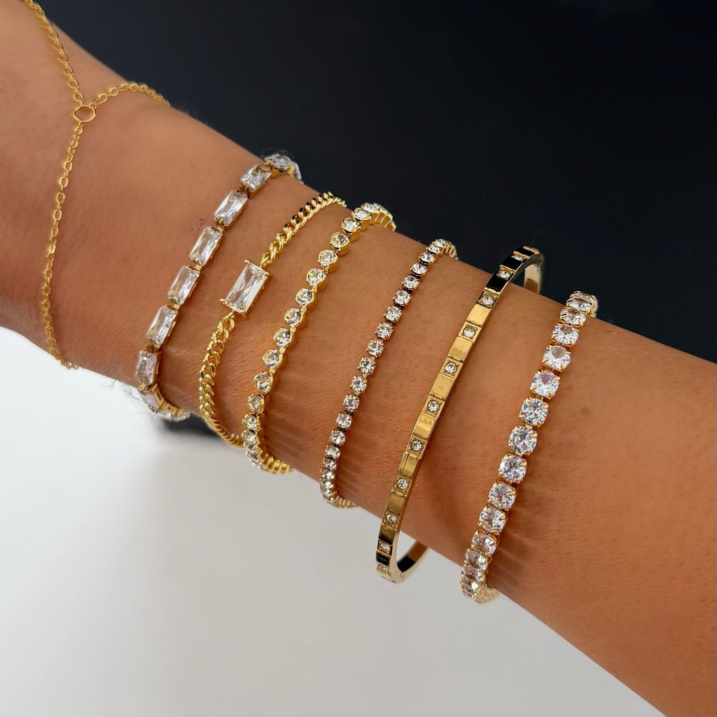 Halo Click Bangle
